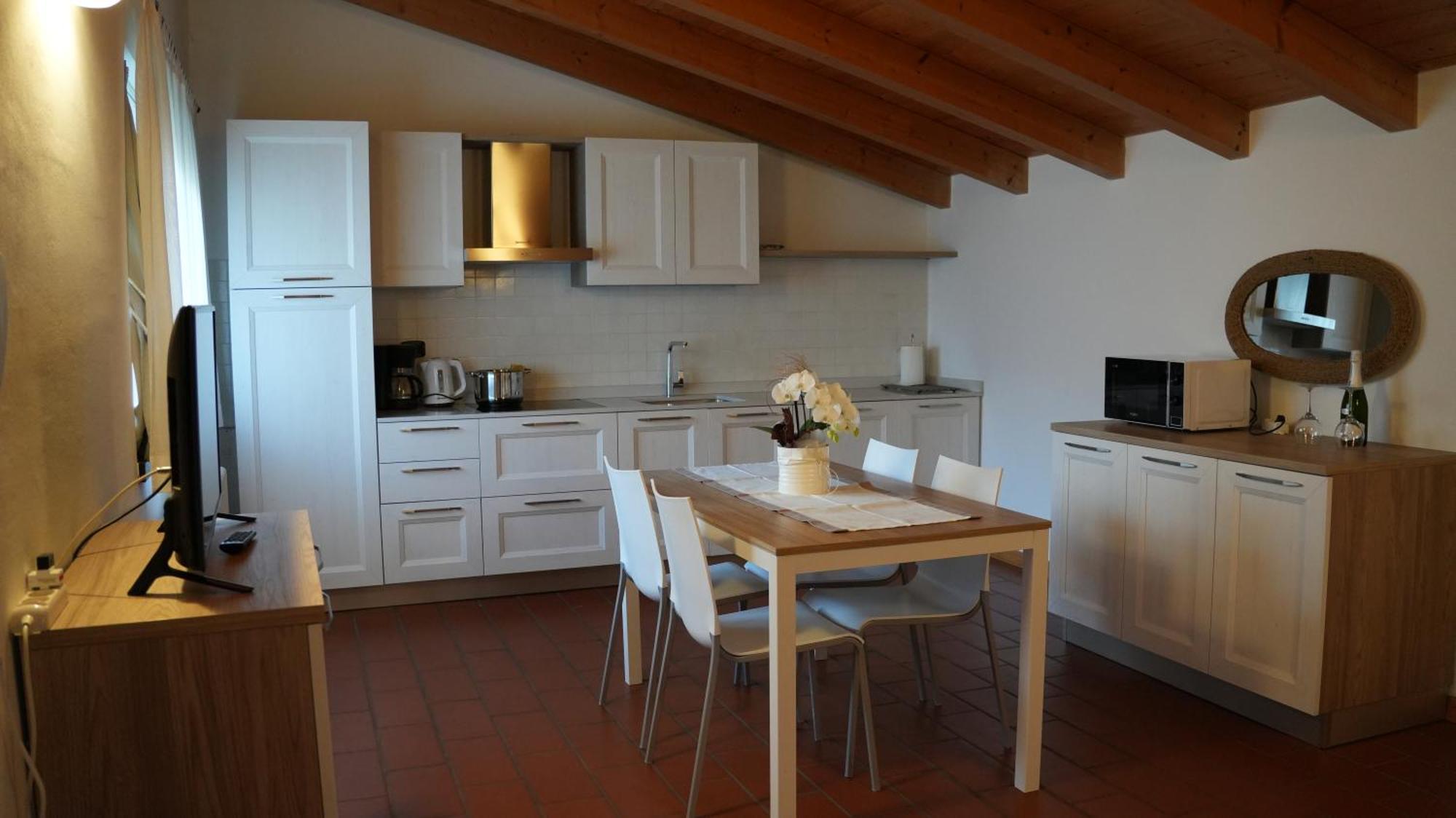 Residence La Colombera Riva del Garda Rum bild