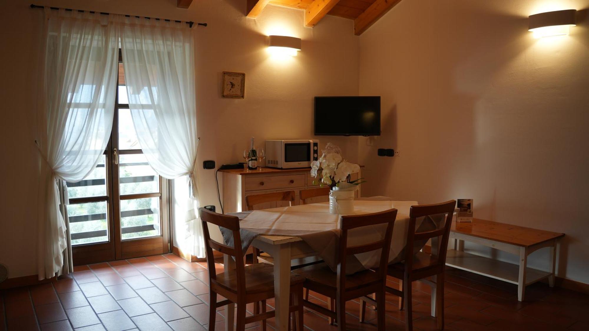 Residence La Colombera Riva del Garda Rum bild