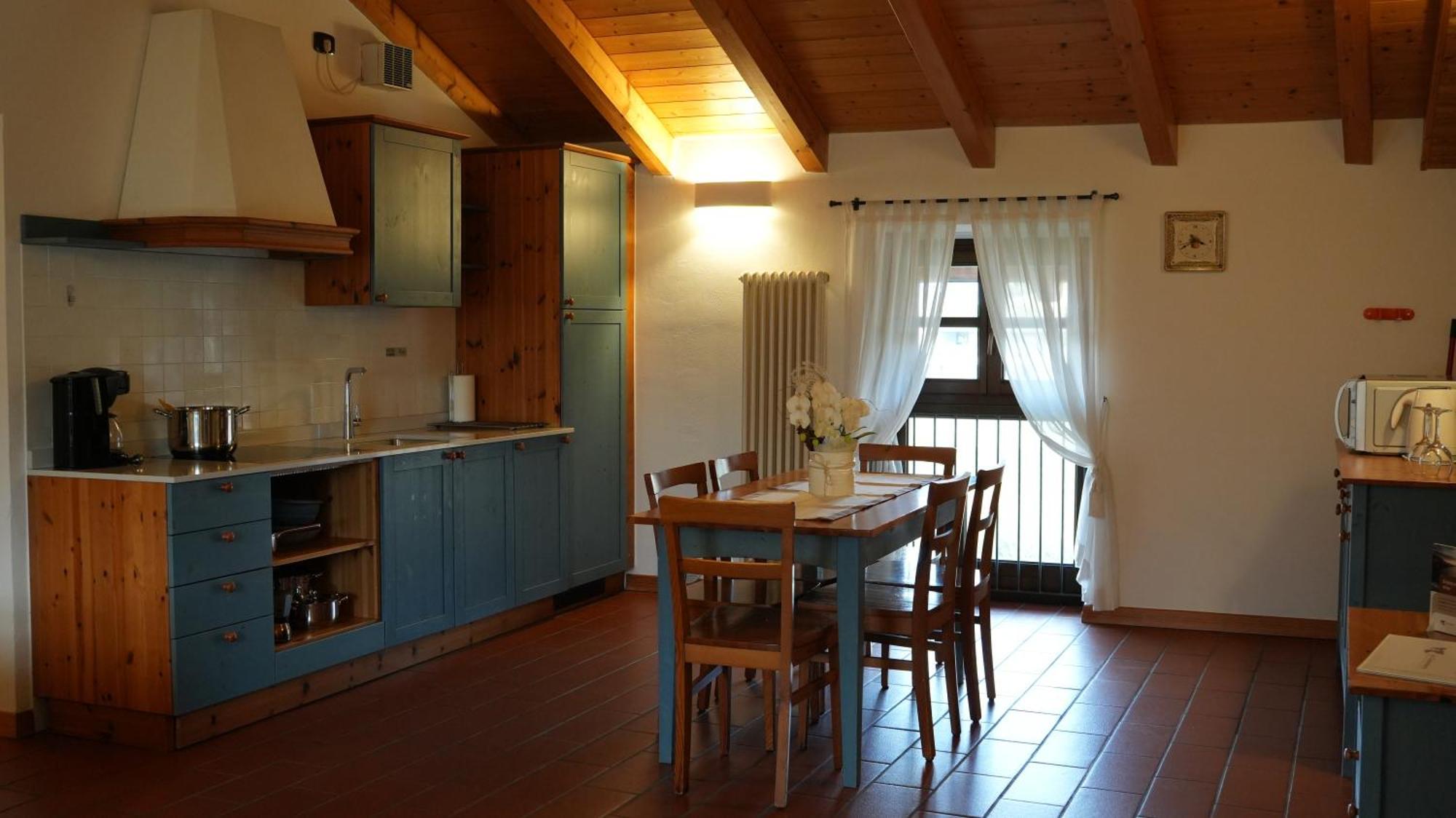 Residence La Colombera Riva del Garda Rum bild