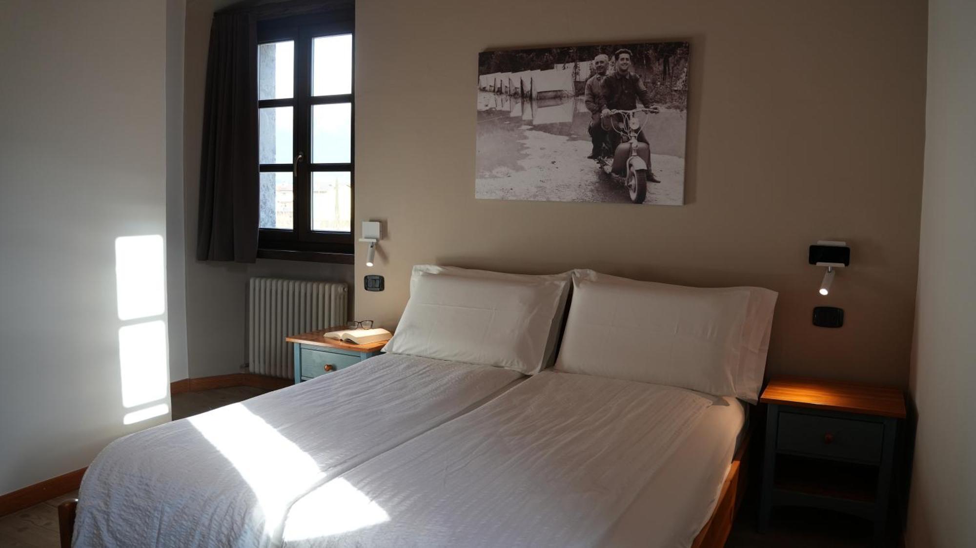 Residence La Colombera Riva del Garda Rum bild