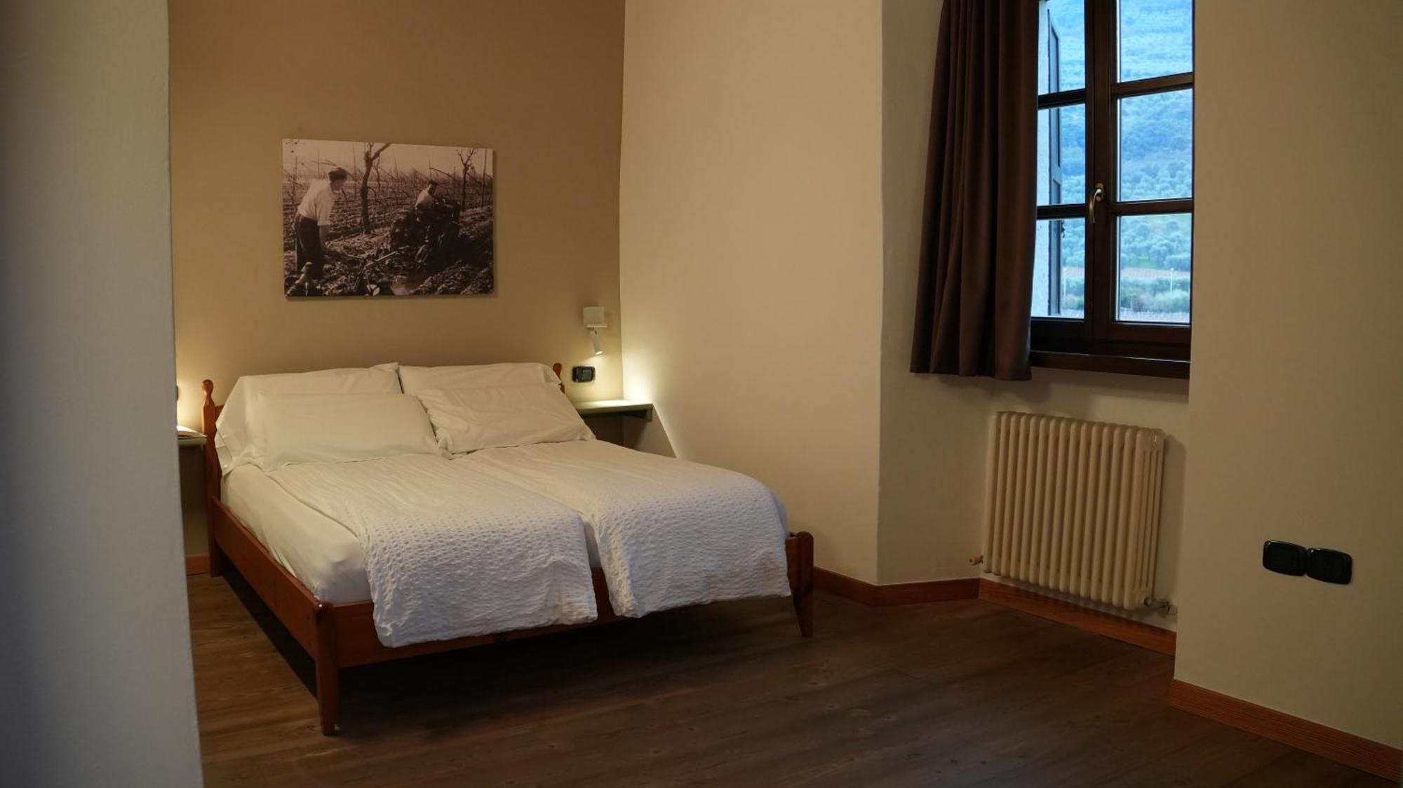 Residence La Colombera Riva del Garda Rum bild