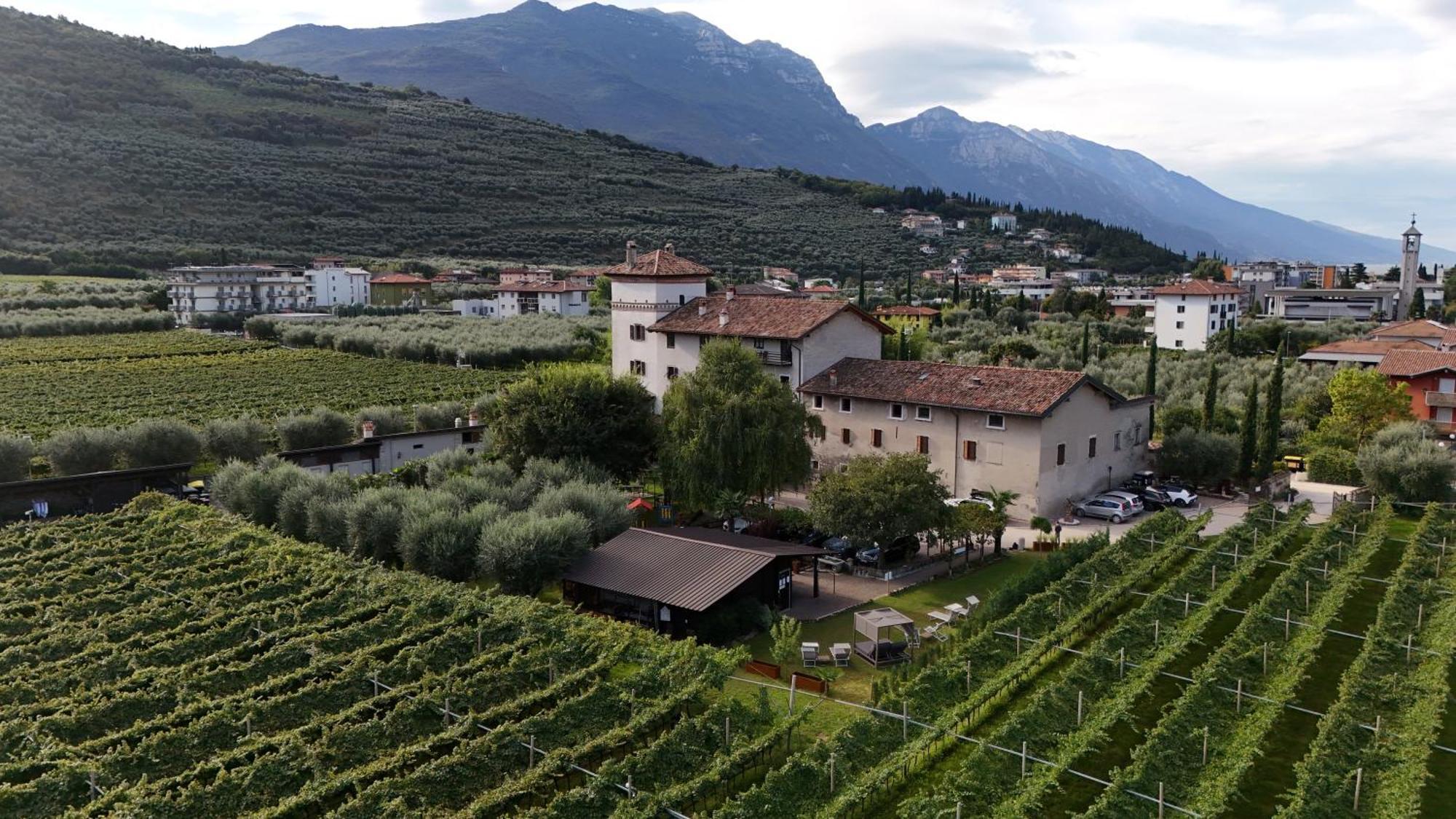 Residence La Colombera Riva del Garda Exteriör bild
